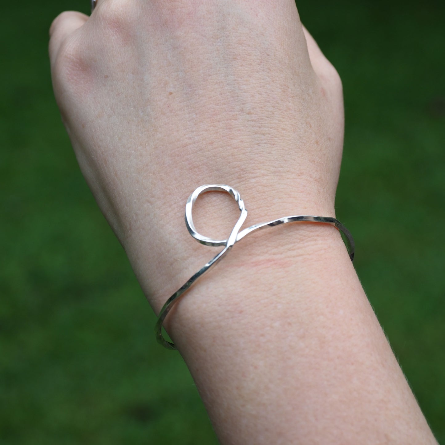 Dream Loop Cuff