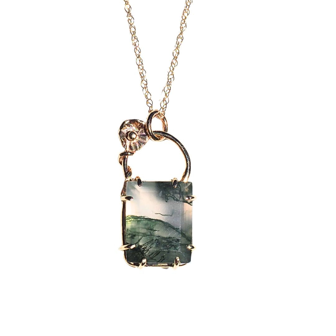 Moonflower Moss Agate Necklace | Solid 14K Yellow Gold