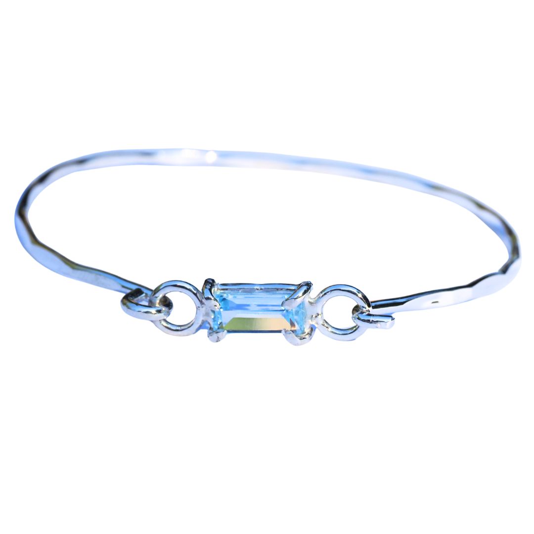 Sky Bar Hook Bracelet