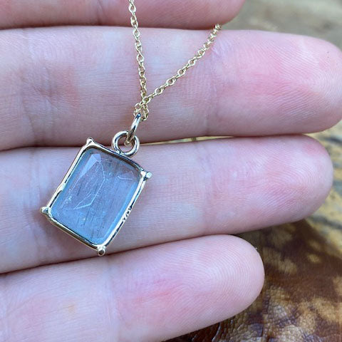 14k Aquamarine Pendant