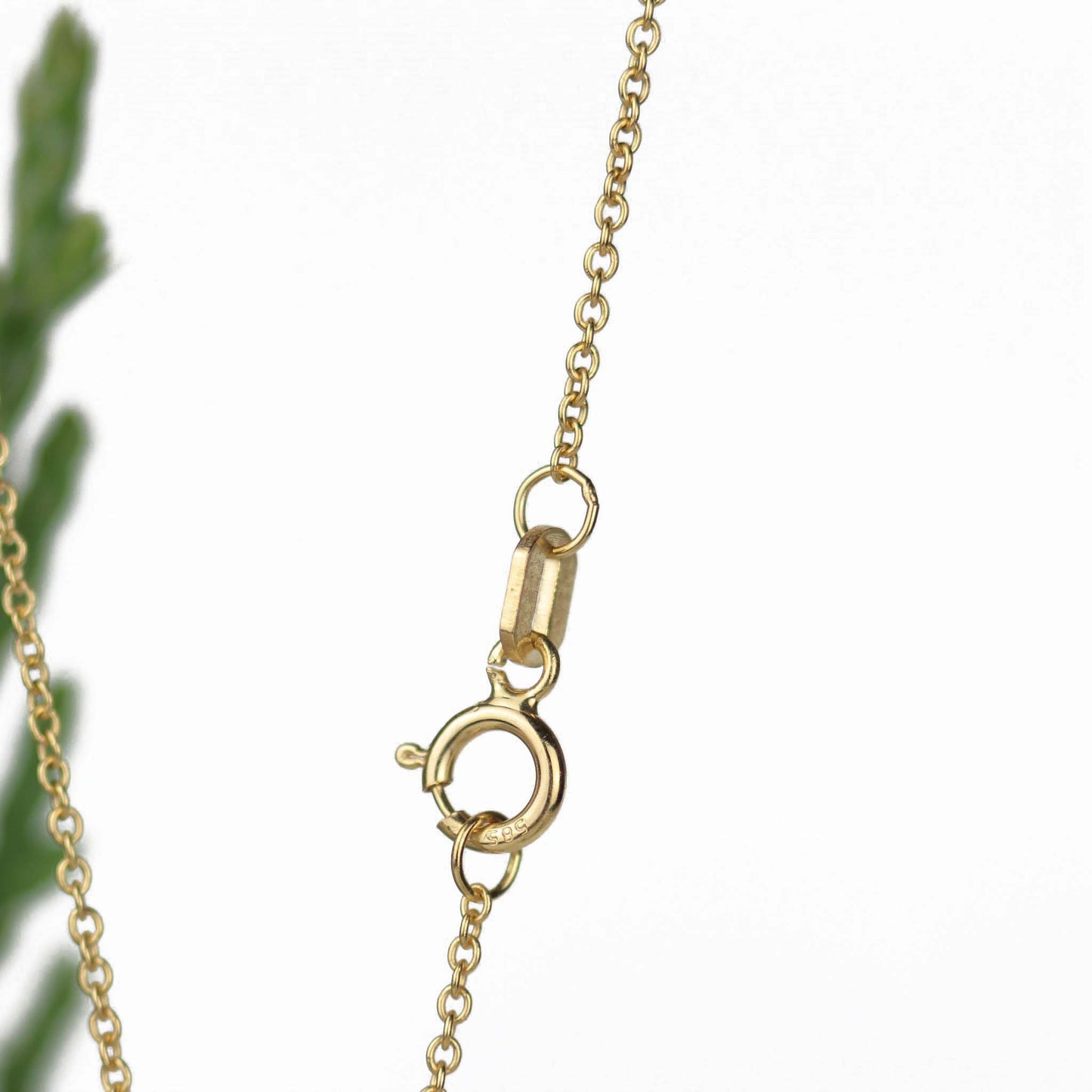 Emerald Stardust Necklace 14k Yellow Gold